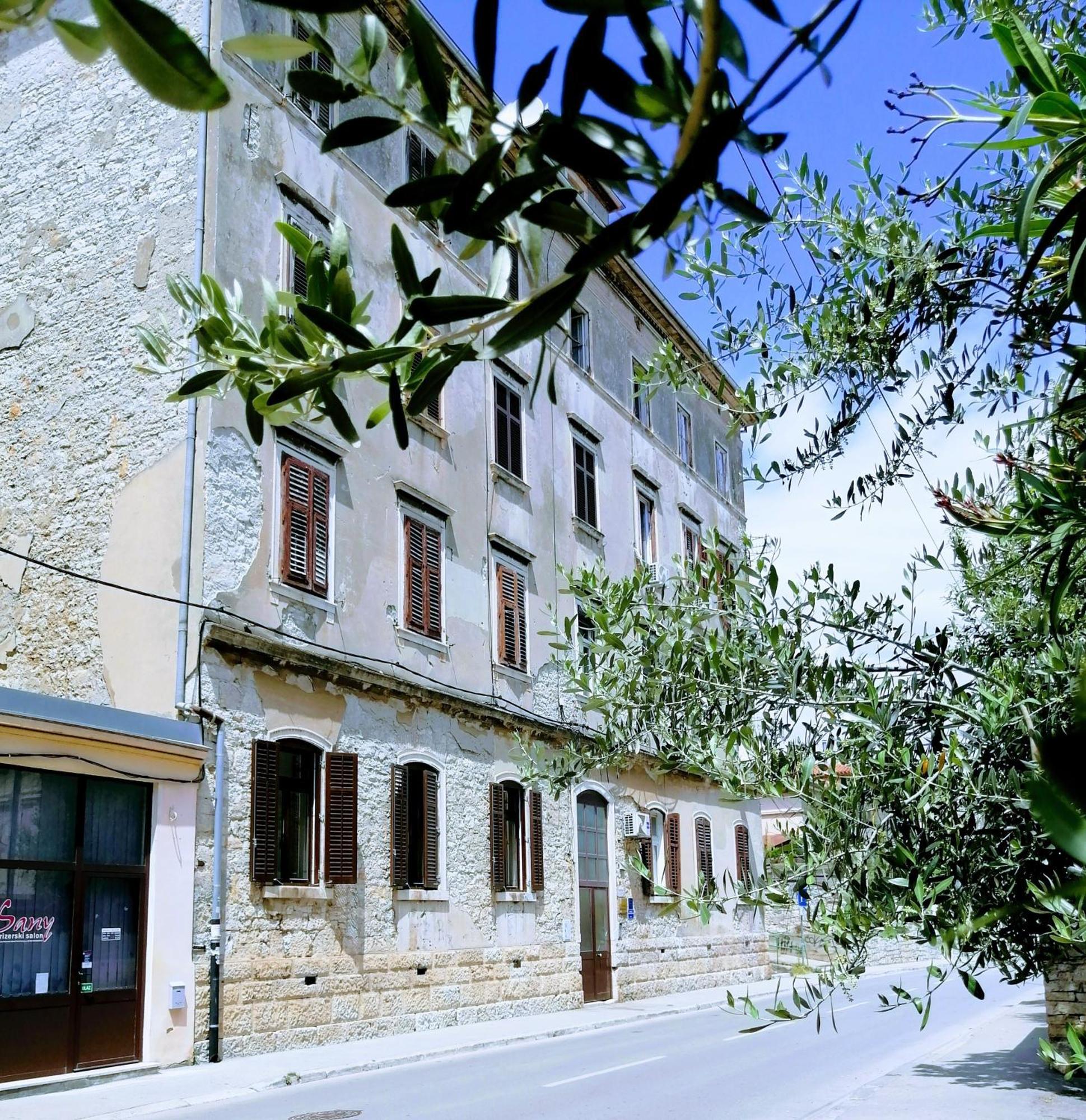Pula Center - Studio Apartments Dış mekan fotoğraf
